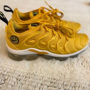 Nike Air VaporMax Plus "Go The Extra Smile"